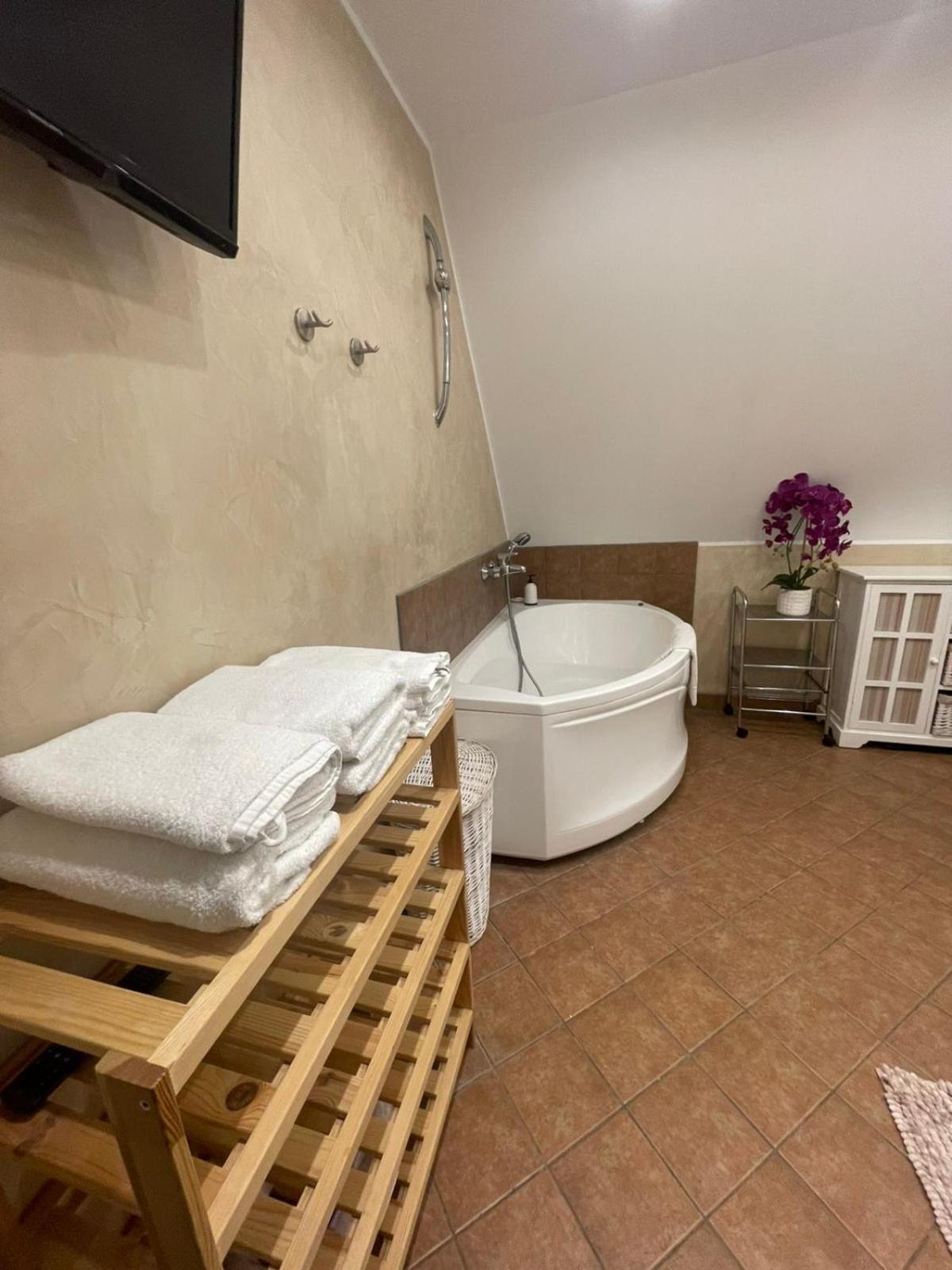 Old Town Apartment, Uus 28 Tallinn Dış mekan fotoğraf